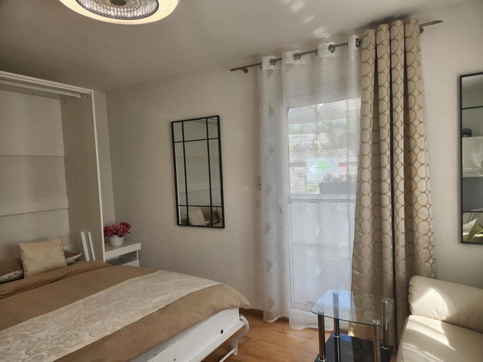 אטנהיים Ferienwohnung Kuhn מראה חיצוני תמונה